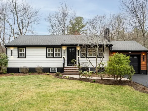 544 Pearl St, Reading, MA 01867