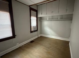 1130 N 8th Street #B FL 1ST, Terre Haute, IN 47807