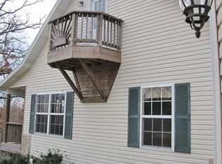 2012 Savage Rd, Kirbyville, MO 65679