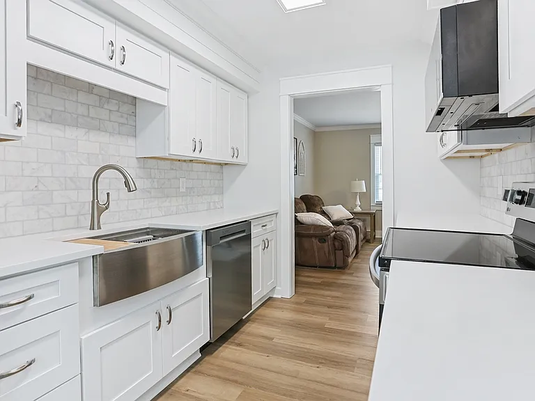 455 Mall Blvd #43 — Photo 12