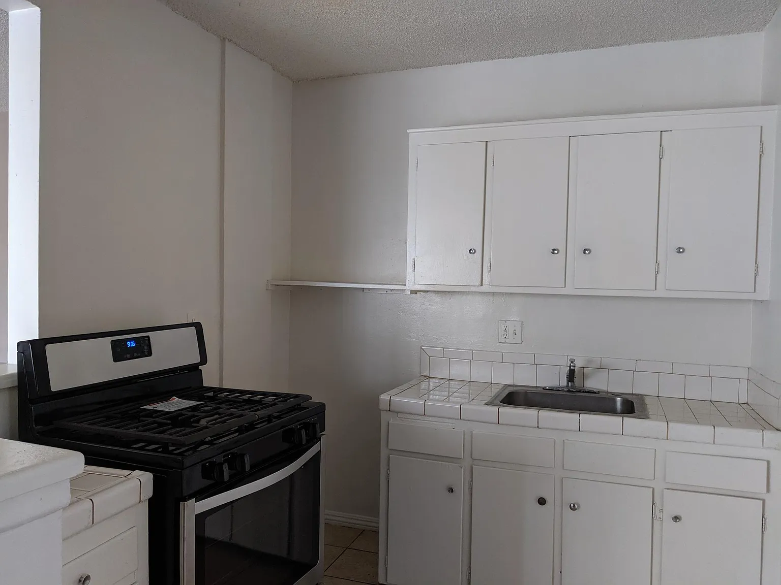 1 bed, $1,800 — Photo 3