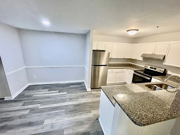 3rd image of 31183 Paradise Cmns APT 712