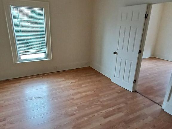 2nd image of 187 Burgin Pkwy #3