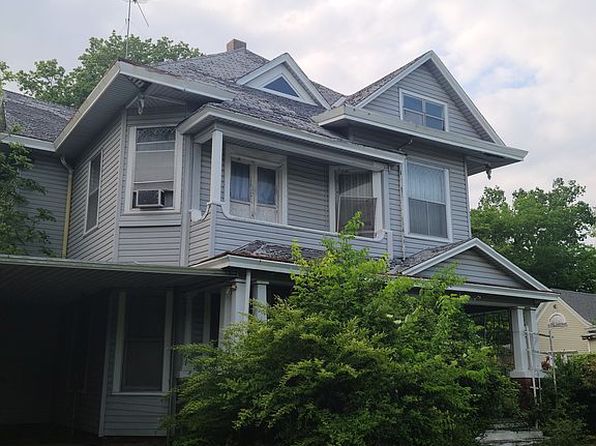 317 S 7th St