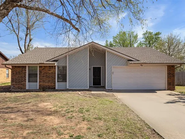 1230 Taurus Dr, Edmond, OK 73003
