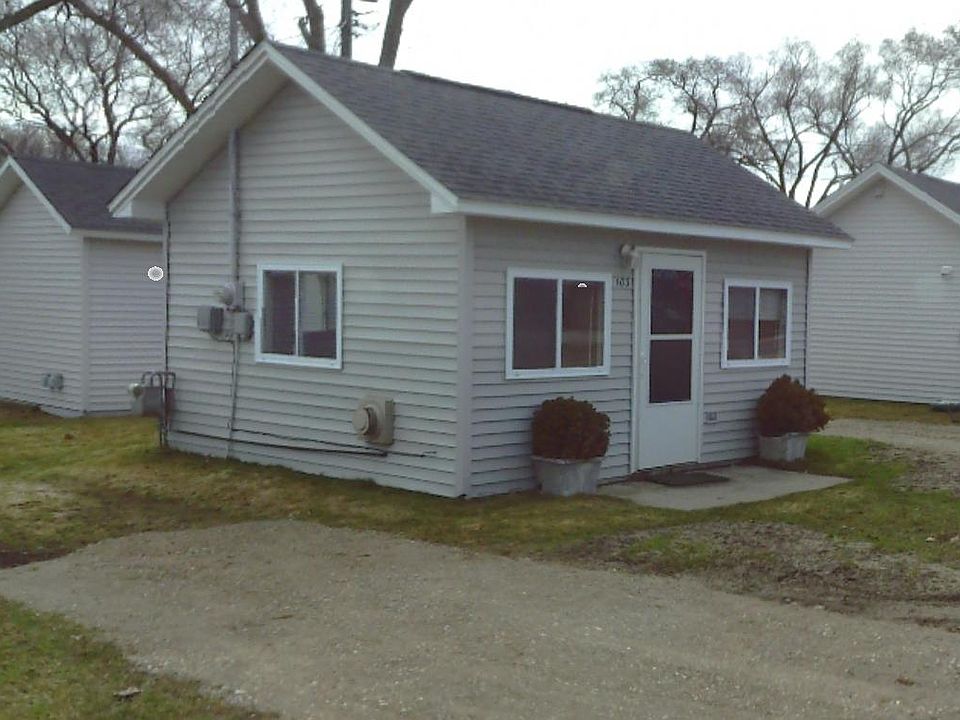2nd image of 103 N Rivershore