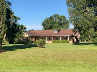 1472 Clyde Kirkland Rd, Douglas, GA 31535