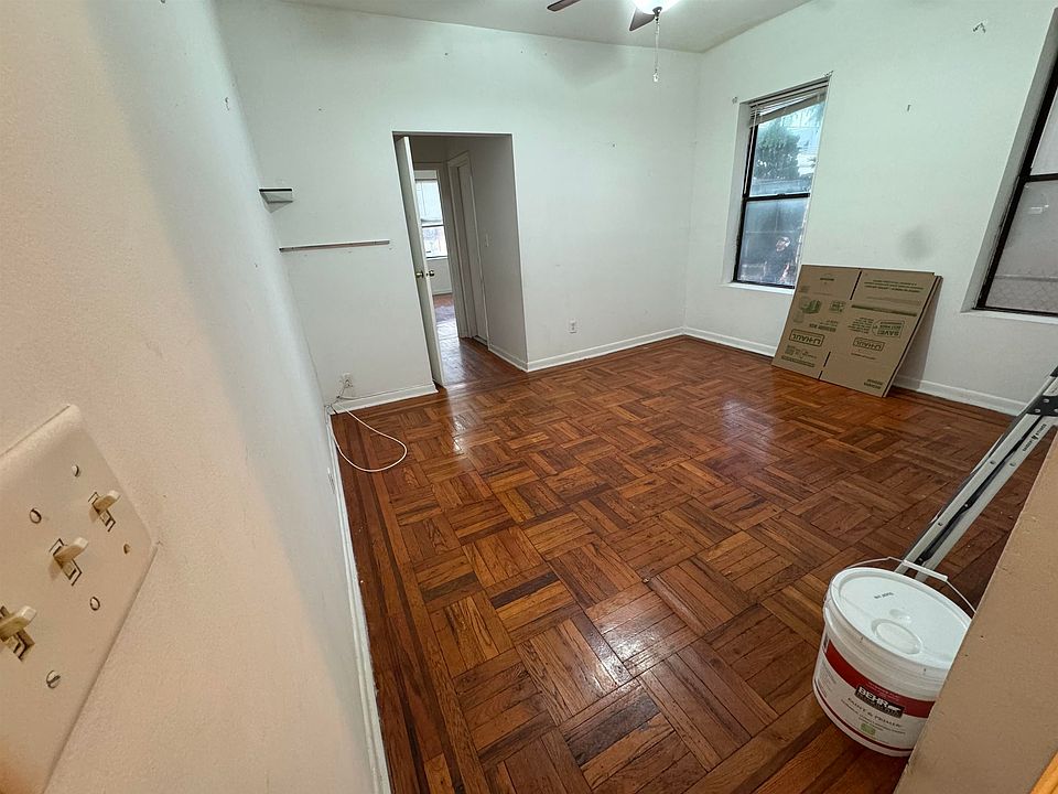 2nd image of 9015 Bergenwood Ave APT 4
