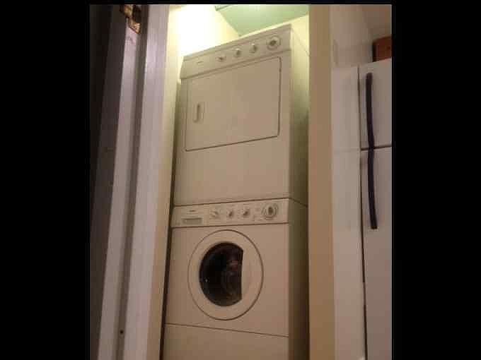 2nd image of 390 Broadway