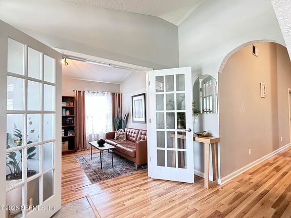 4th image of 12460 RICHFIELD Boulevard