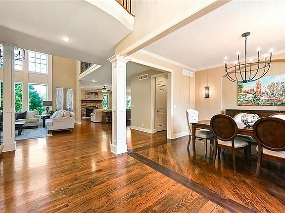 3rd image of 11113 W 163rd Ct