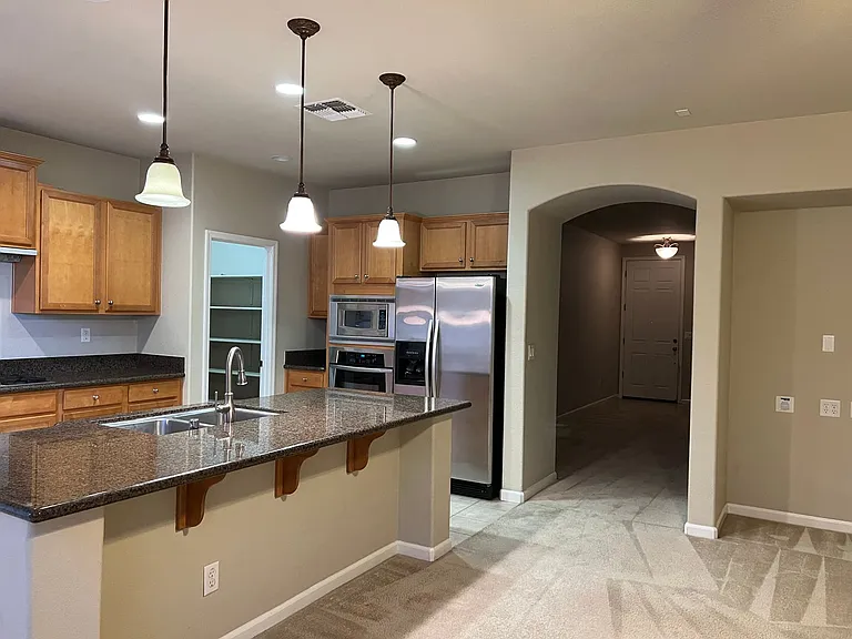 2338 Dunsley Cir — Photo 16