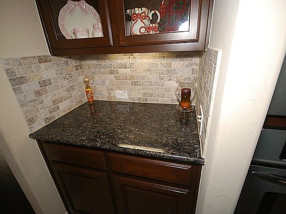 Nice touch of granite with tile.