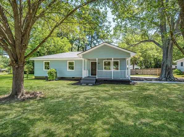 301 Rangeview Cir, Greenville, SC 29617