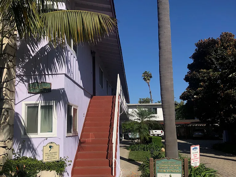 206 W Yanonali St #3 — Photo 8