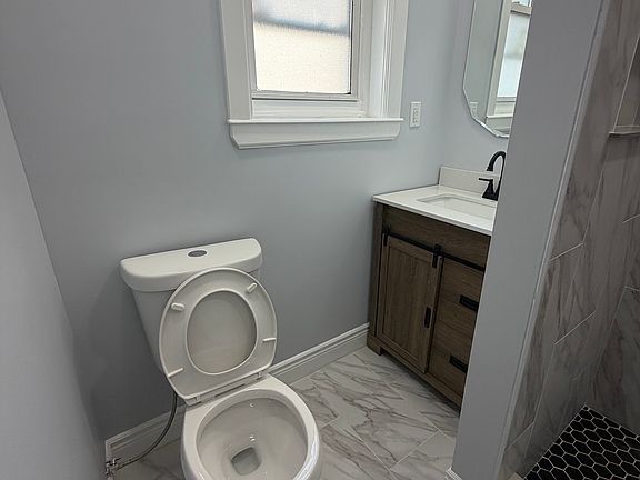 3rd image of 3319 N Water St #2