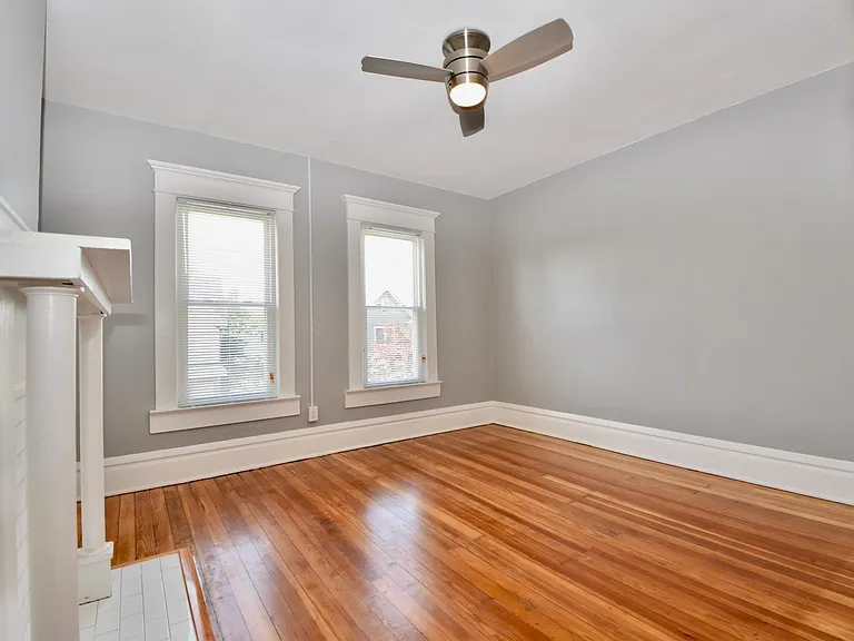 532 Elsmere St — Photo 19