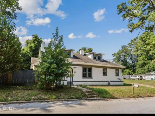 3827 Poplar Springs Dr, Meridian, MS 39305