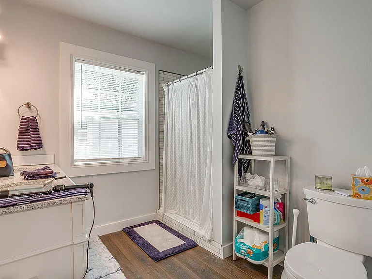 3563 Winston Rd — Photo 10