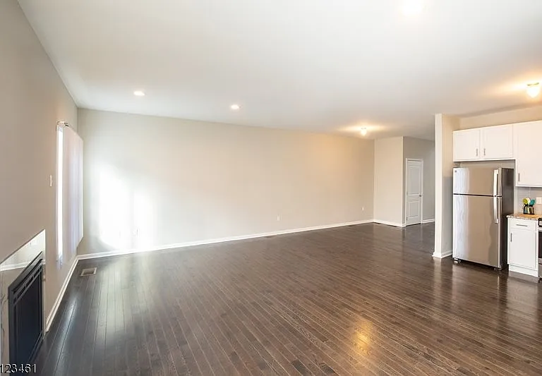 88 Arlene Ct — Photo 11