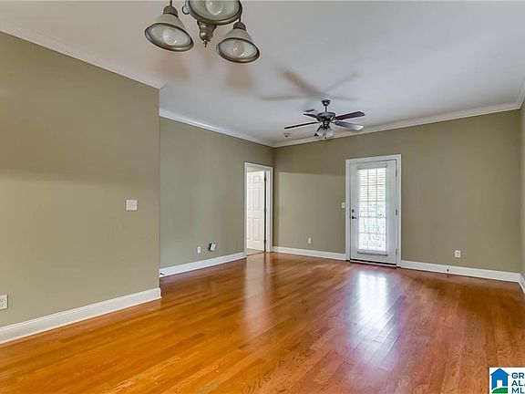 2nd image of 3218 Veterans Memorial Pkwy APT 3208