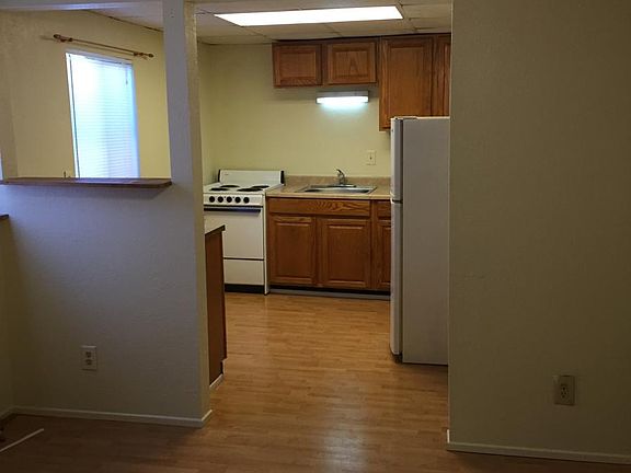 3rd image of 620 Avenue M APT D