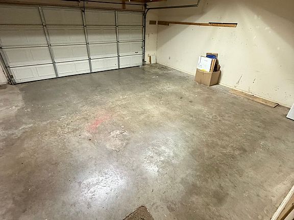 2nd image of 1103 Aspen Ave