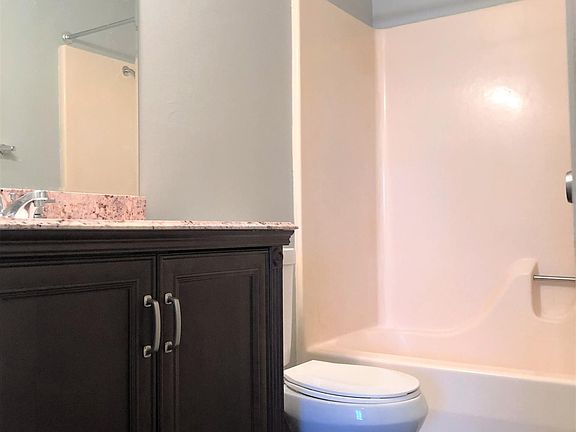 5th image of 783 Thornton St #783
