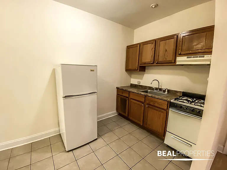 4851 North Damen — Photo 36