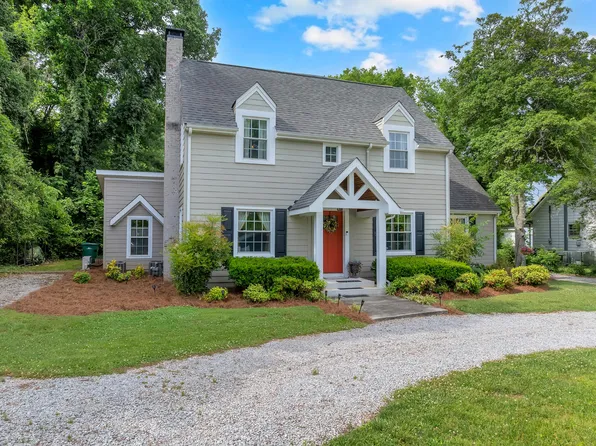 105 8th Ave SE, Winchester, TN 37398