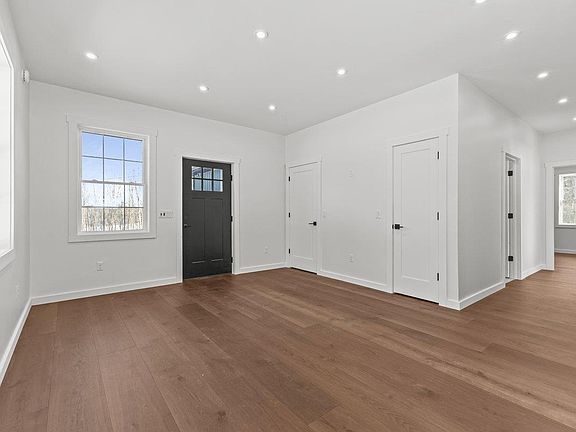 4th image of 84 Sweet Bedrock Lane