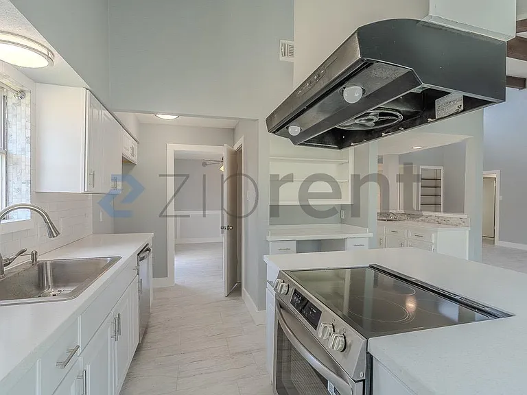 16402 Mill Point Dr — Photo 13