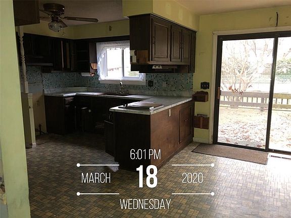 2nd image of 1417 Sumner Dr