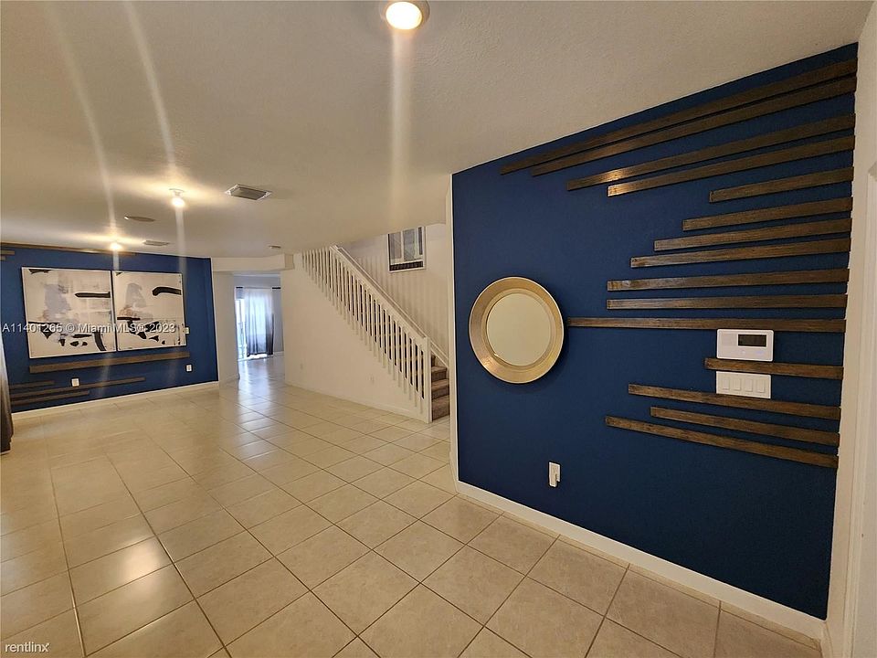 1st image of 1364 SE 26th St #1364