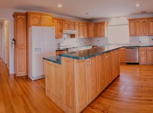 16 Main St, Garfield, NJ 07026