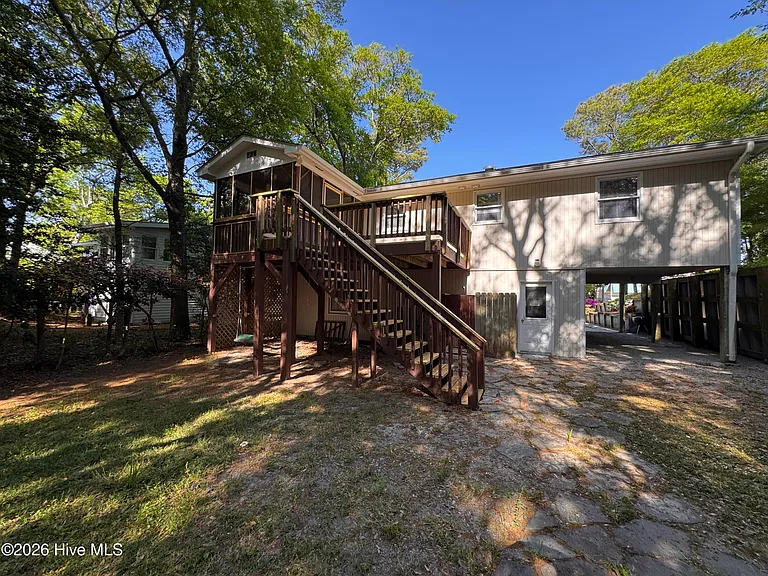 407 Hickory St #UP — Photo 12