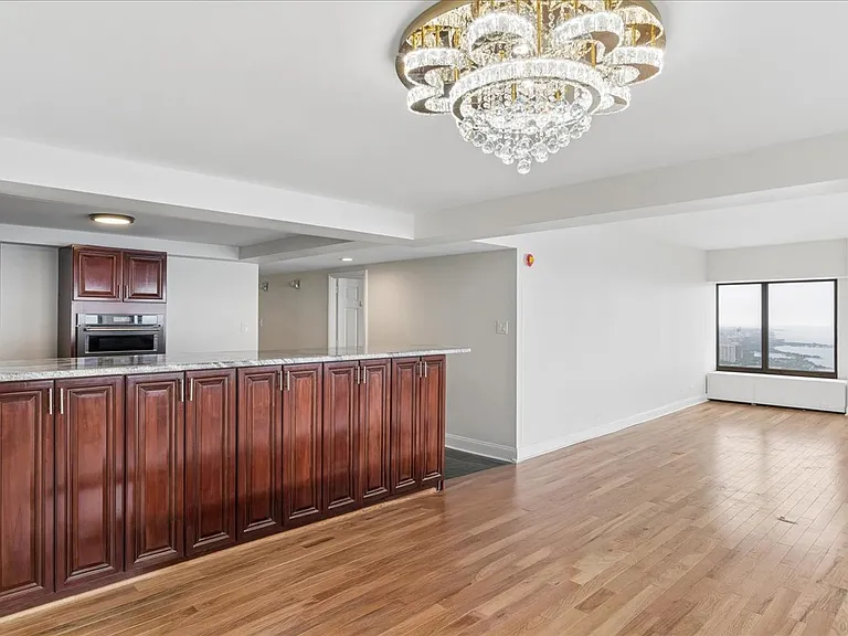 175 E Delaware Pl #8304 — Photo 13
