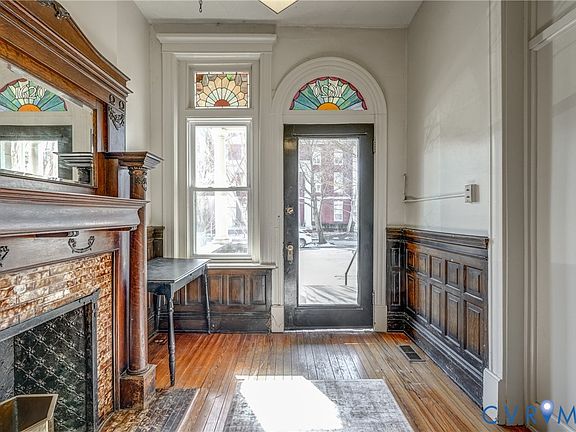 2nd image of 1620 Grove Ave #2