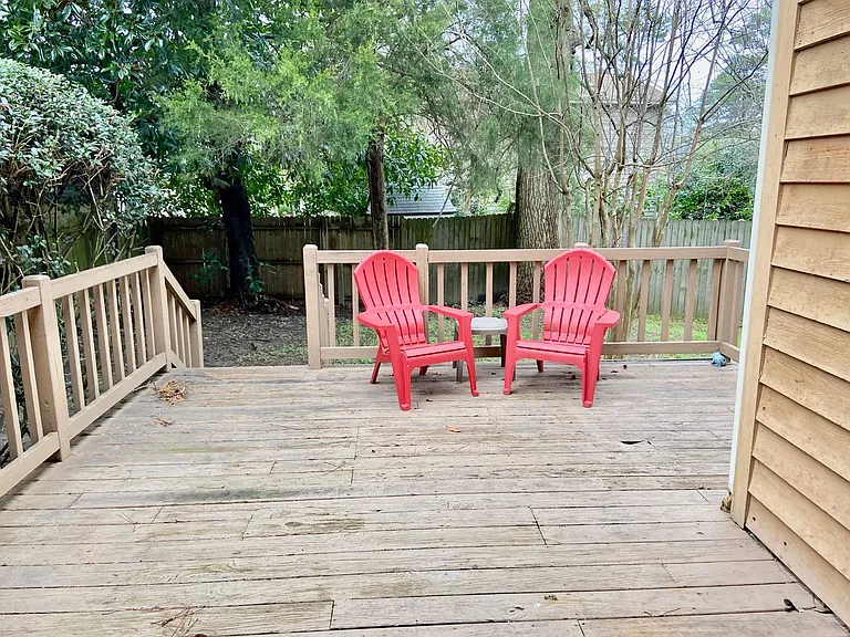 2300 Paragon Ct — Photo 24