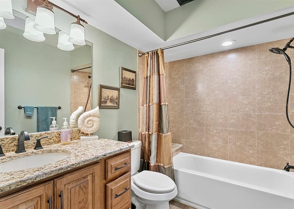 1st image of 4253 Golf Club Ln