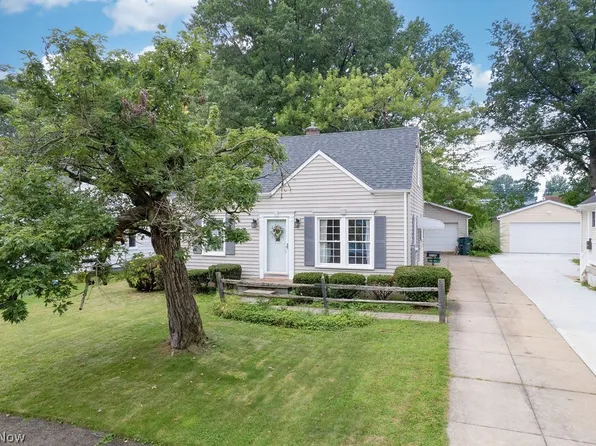 3138 7th St, Cuyahoga Falls, OH 44221