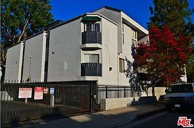 2nd image of 18645 Hatteras St Unit 295