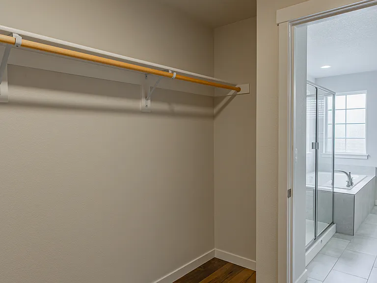 4768 NW Huserik Dr — Photo 20