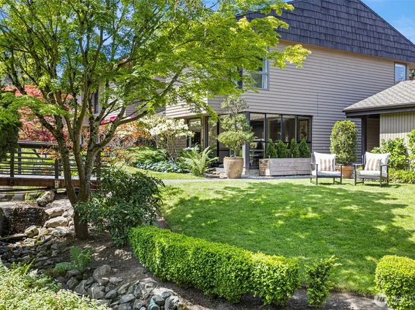 10800 Glen Acres Drive S #T16, Seattle, WA 98168