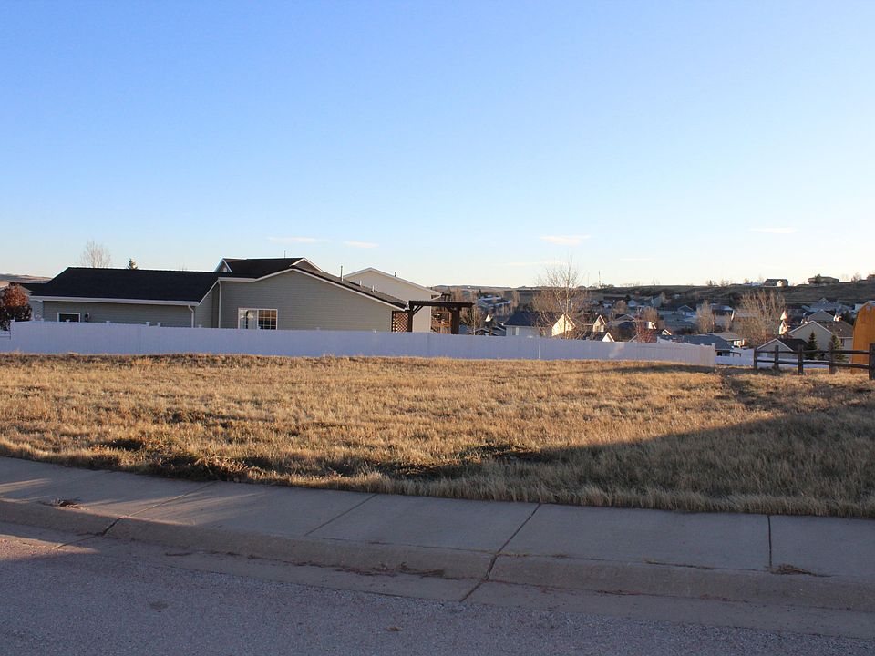 2nd image of 1207 Melissa Dr