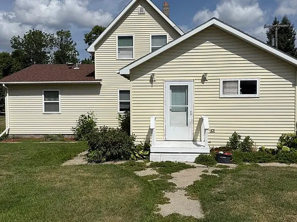 356 Oak St, Gonvick, MN 56644