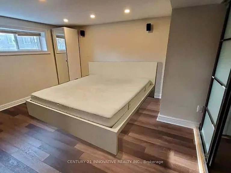 586 Chamberlain Rd — Photo 8