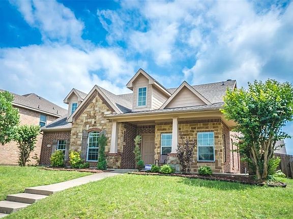 2nd image of 110 Harvest Hill Ln