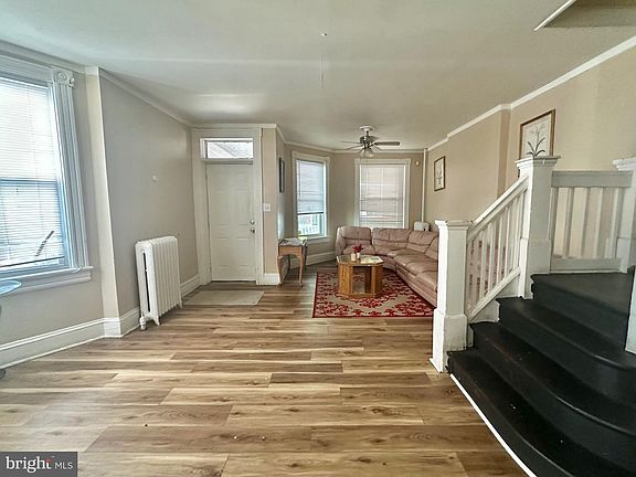5th image of 504 Tyler St