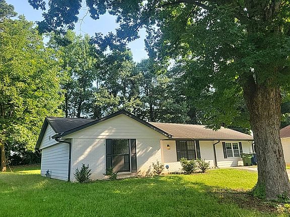 3rd image of 3417 Collier Ct NW